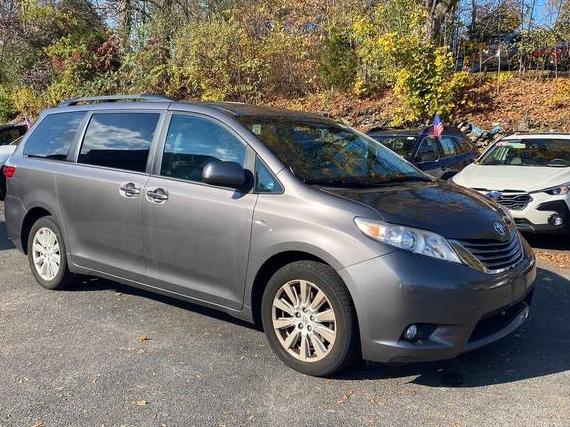 TOYOTA SIENNA 2017 5TDDZ3DC0HS170476 image