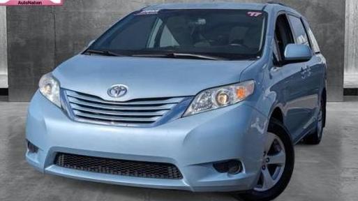 TOYOTA SIENNA 2017 5TDKZ3DC3HS829934 image