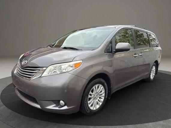 TOYOTA SIENNA 2017 5TDYZ3DC7HS777833 image TOYOTA SIENNA 2017 5TDYZ3DC7HS777833 image