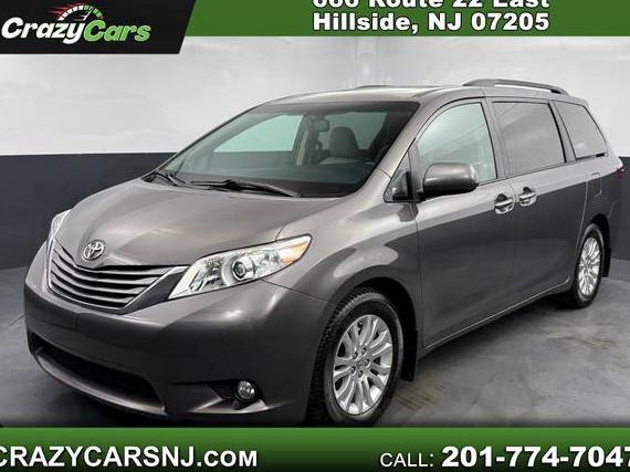 TOYOTA SIENNA 2017 5TDYZ3DC2HS773706 image