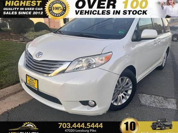 TOYOTA SIENNA 2017 5TDYZ3DC3HS823562 image