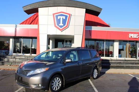 TOYOTA SIENNA 2017 5TDDZ3DC9HS180598 image