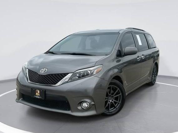 TOYOTA SIENNA 2017 5TDXZ3DC2HS839635 image