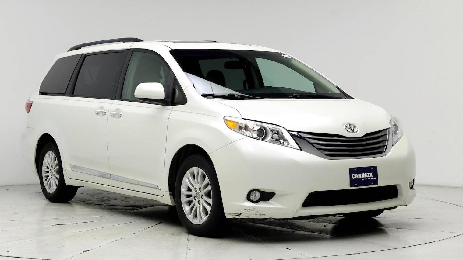 TOYOTA SIENNA 2017 5TDYZ3DC7HS820731 image