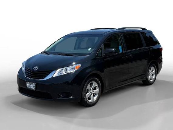 TOYOTA SIENNA 2017 5TDKZ3DC5HS769073 image