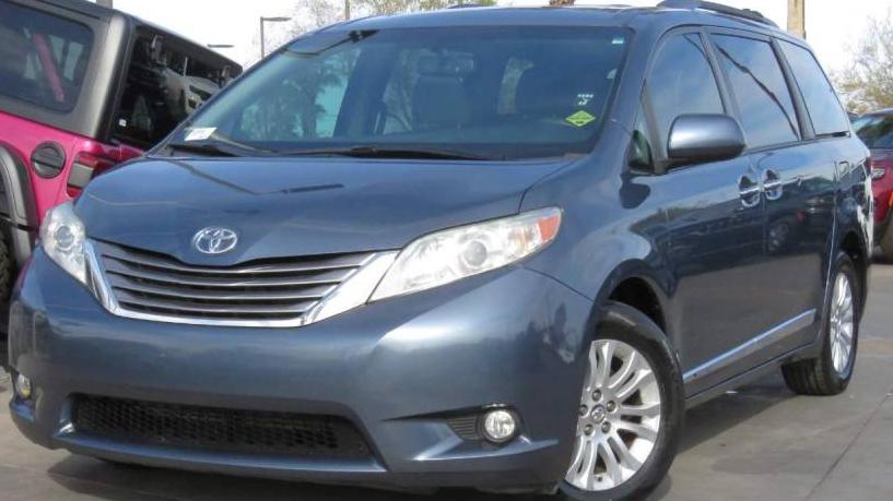 TOYOTA SIENNA 2017 5TDYZ3DC4HS883415 image