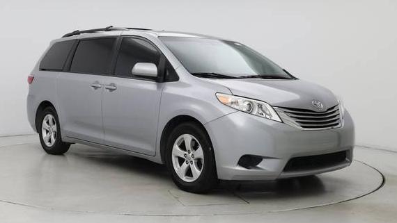 TOYOTA SIENNA 2017 5TDKZ3DC3HS776992 image