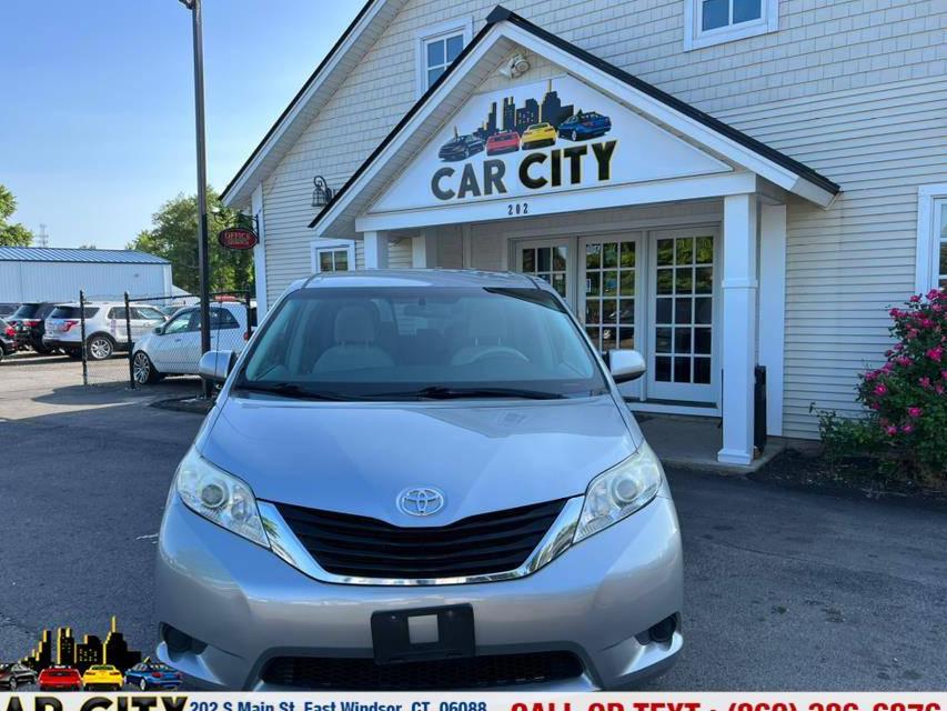 TOYOTA SIENNA 2012 5TDKA3DC1CS014129 image