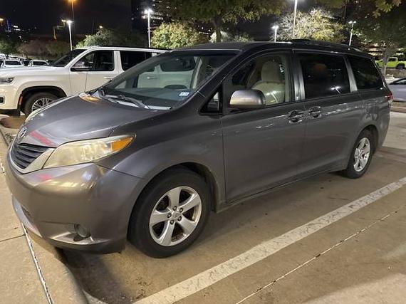 TOYOTA SIENNA 2012 5TDKK3DC6CS195774 image