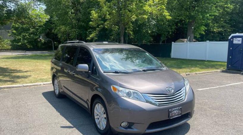 TOYOTA SIENNA 2012 5TDDK3DC3CS036588 image