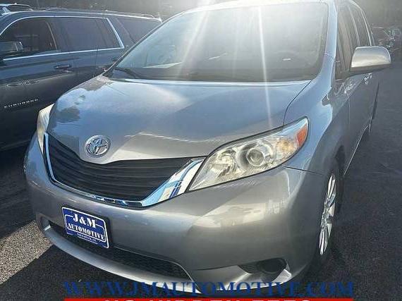 TOYOTA SIENNA 2012 5TDJK3DC3CS036142 image