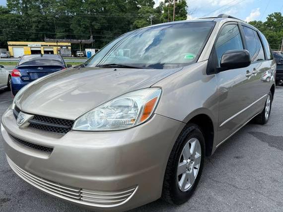 TOYOTA SIENNA 2004 5TDZA23C04S040989 image