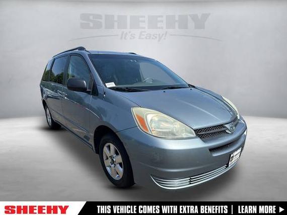 TOYOTA SIENNA 2004 5TDZA23C84S028282 image