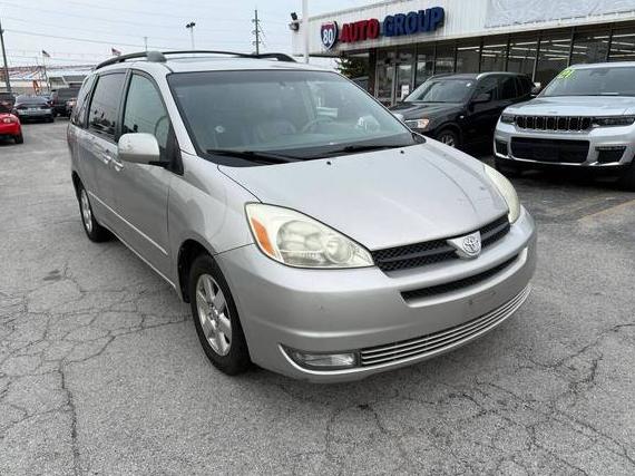 TOYOTA SIENNA 2004 5TDZA22C54S212807 image