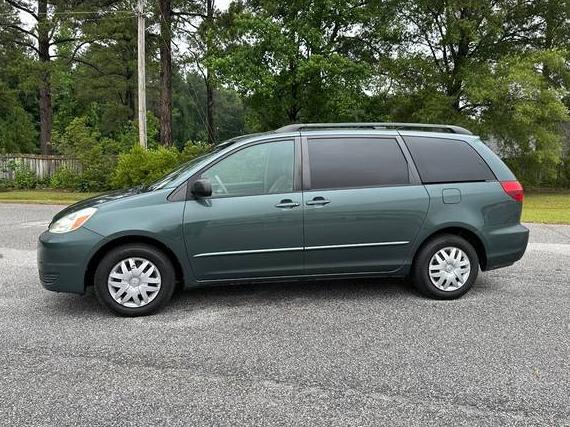 TOYOTA SIENNA 2004 5TDZA23C14S207425 image
