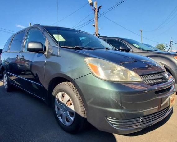 TOYOTA SIENNA 2004 5TDZA23C14S220434 image