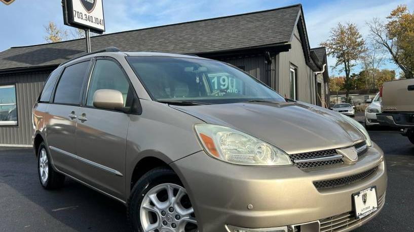 TOYOTA SIENNA 2004 5TDBA22C64S017963 image