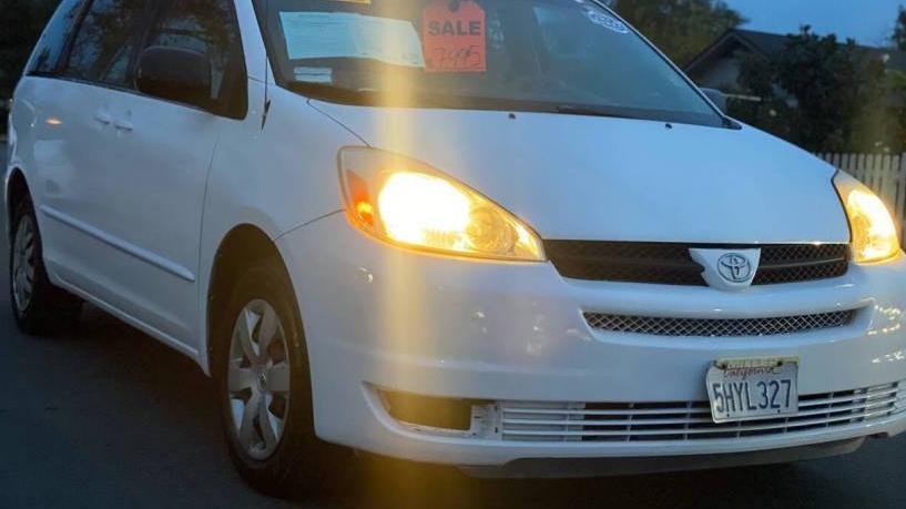 TOYOTA SIENNA 2004 5TDZA23C04S177382 image