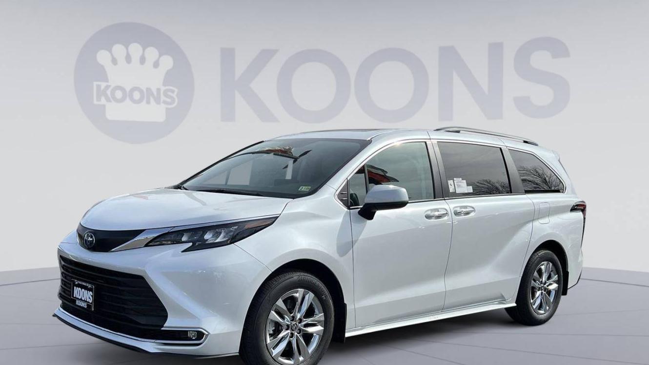 TOYOTA SIENNA 2024 5TDJSKFC6RS122271 image