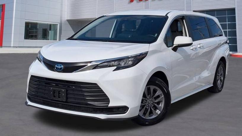 TOYOTA SIENNA 2024 5TDKRKEC6RS180480 image