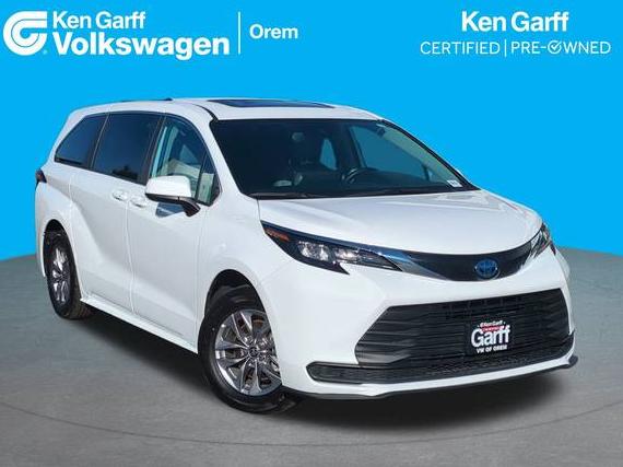 TOYOTA SIENNA 2024 5TDBRKEC0RS208953 image