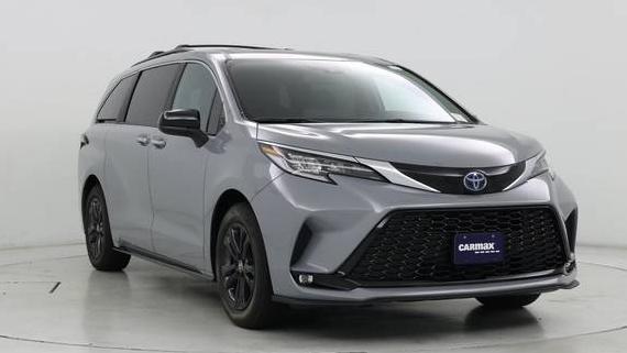 TOYOTA SIENNA 2024 5TDDSKFC9RS153950 image