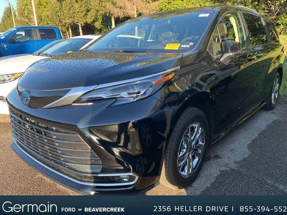 TOYOTA SIENNA 2024 5TDESKFC8RS150753 image TOYOTA SIENNA 2024 5TDESKFC8RS150753 image