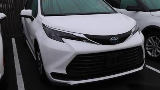 TOYOTA SIENNA 2024 5TDKRKEC0RS187151 image