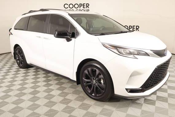 TOYOTA SIENNA 2024 5TDXRKEC3RS194746 image