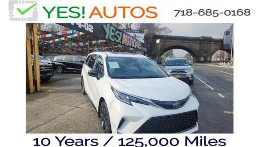 TOYOTA SIENNA 2024 5TDGSKFC8RS149000 image