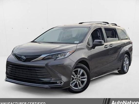 TOYOTA SIENNA 2024 5TDZRKEC2RS224330 image