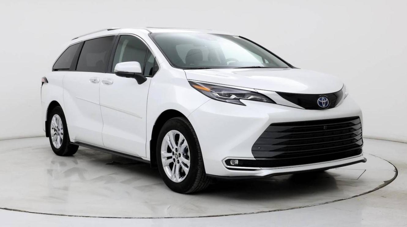 TOYOTA SIENNA 2024 5TDESKFCXRS129273 image