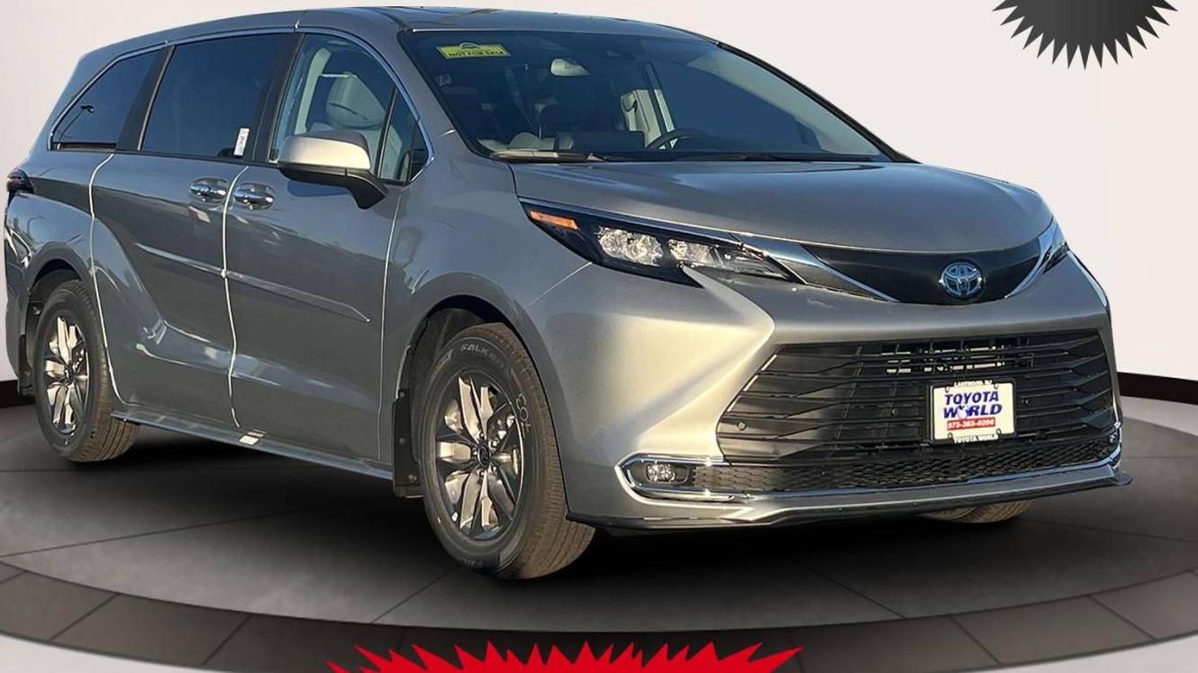 TOYOTA SIENNA 2024 5TDYSKFC0RS140652 image