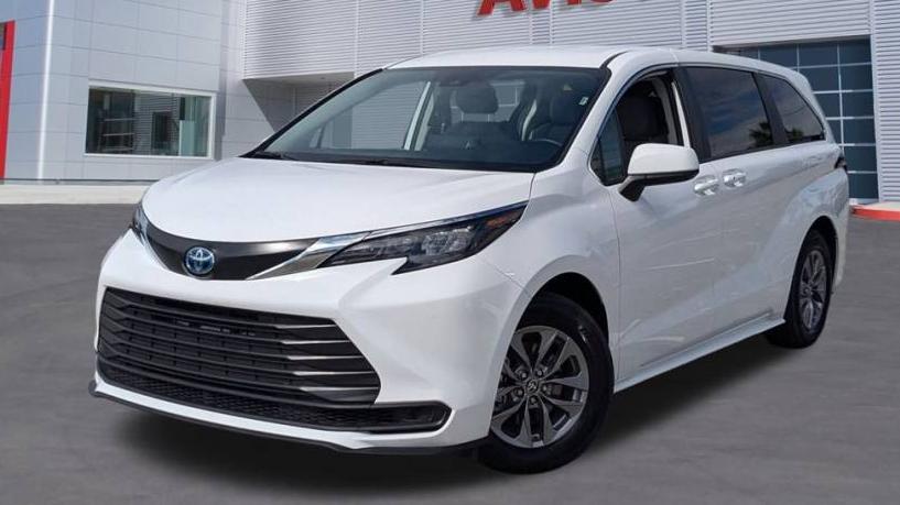 TOYOTA SIENNA 2024 5TDKRKEC9RS193093 image