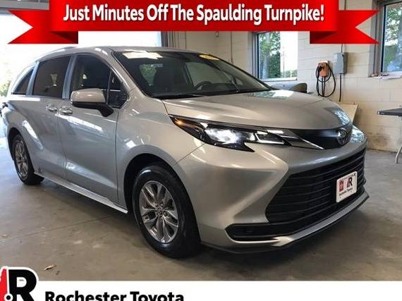 TOYOTA SIENNA 2024 5TDKSKFC6RS138667 image