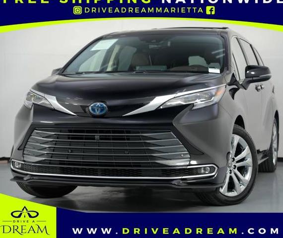 TOYOTA SIENNA 2024 5TDERKEC3RS223928 image