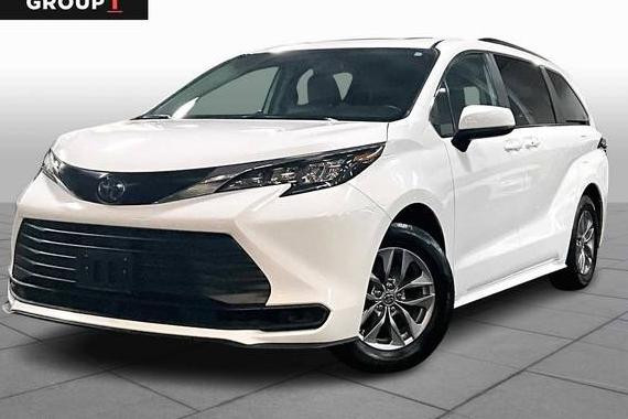 TOYOTA SIENNA 2024 5TDBSKFC5RS140202 image