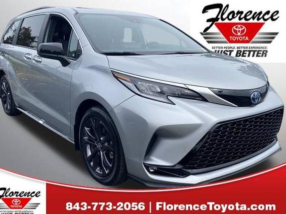 TOYOTA SIENNA 2024 5TDXRKEC7RS188528 image TOYOTA SIENNA 2024 5TDXRKEC7RS188528 image