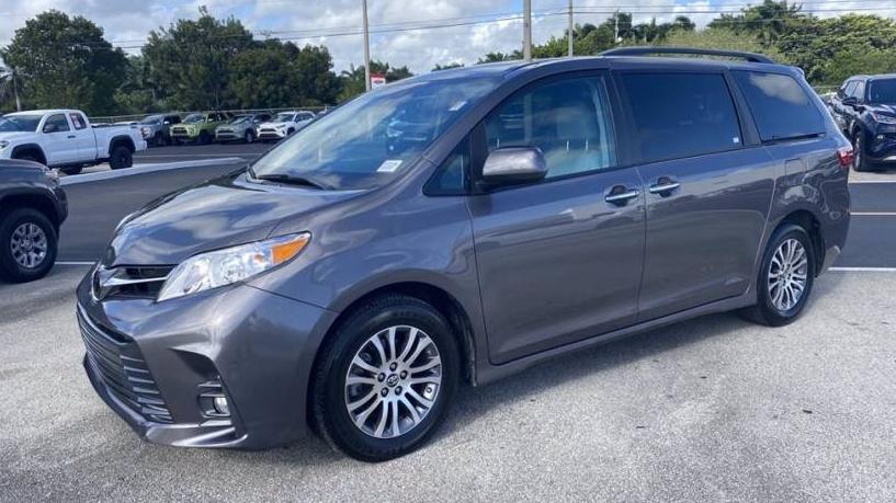 TOYOTA SIENNA 2020 5TDYZ3DC5LS047461 image