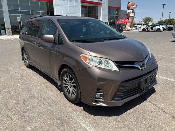 TOYOTA SIENNA 2020 5TDYZ3DC6LS047646 image