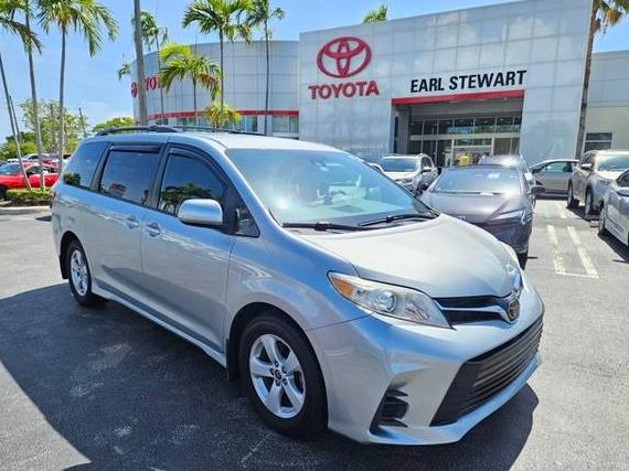 TOYOTA SIENNA 2020 5TDKZ3DCXLS064021 image