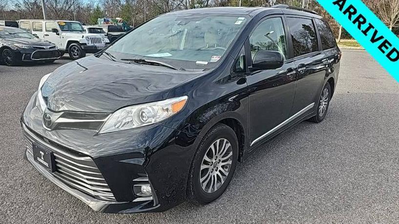 TOYOTA SIENNA 2020 5TDYZ3DC4LS059570 image