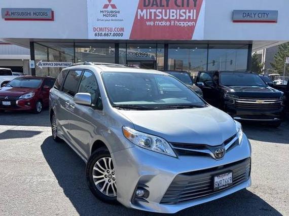 TOYOTA SIENNA 2020 5TDYZ3DC9LS064473 image
