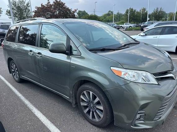 TOYOTA SIENNA 2020 5TDDZ3DC2LS240777 image