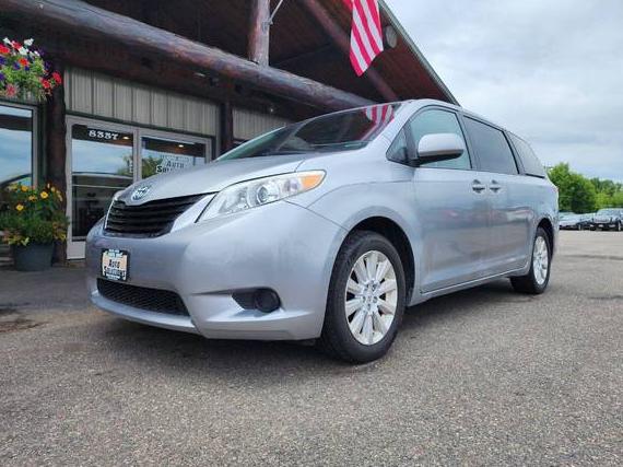 TOYOTA SIENNA 2011 5TDJK3DC9BS027380 image