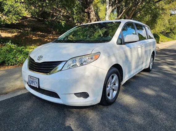 TOYOTA SIENNA 2011 5TDKK3DCXBS139366 image TOYOTA SIENNA 2011 5TDKK3DCXBS139366 image