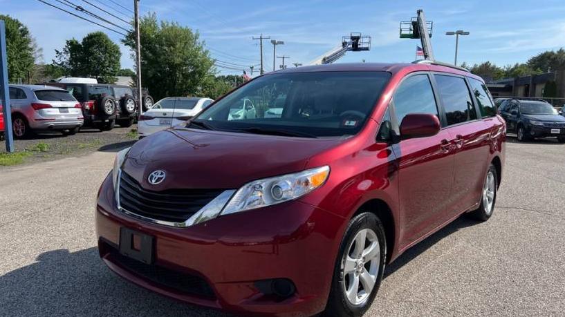 TOYOTA SIENNA 2011 5TDKK3DC6BS002456 image