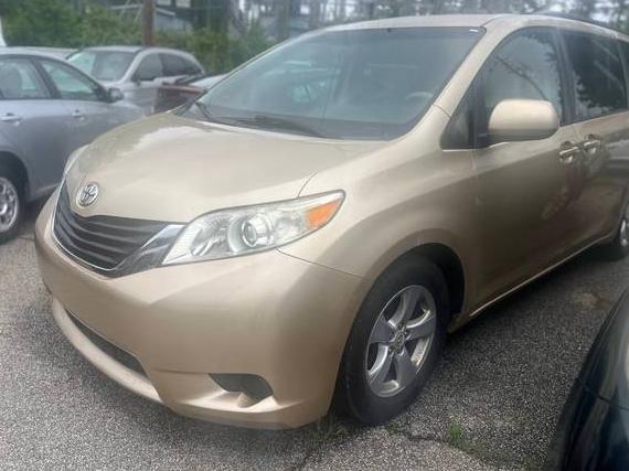 TOYOTA SIENNA 2011 5TDKK3DC8BS035295 image