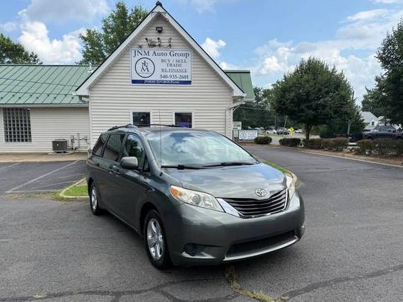 TOYOTA SIENNA 2011 5TDKK3DC0BS038806 image