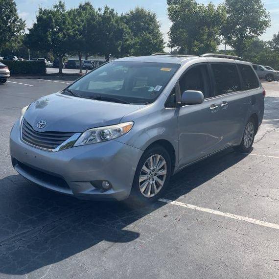 TOYOTA SIENNA 2011 5TDDK3DC7BS027875 image